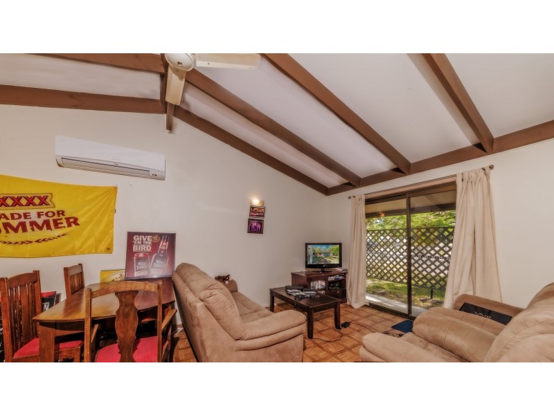 18 Progress Avenue, Beachmere QLD 4510
