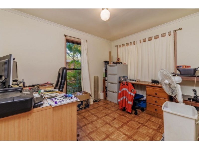 18 Progress Avenue, Beachmere QLD 4510