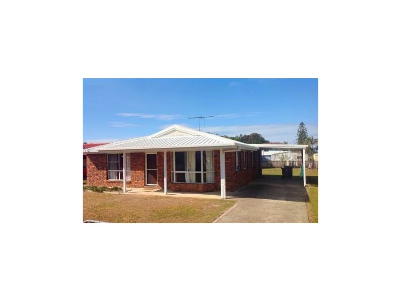131 Bishop Road, Beachmere QLD 4510