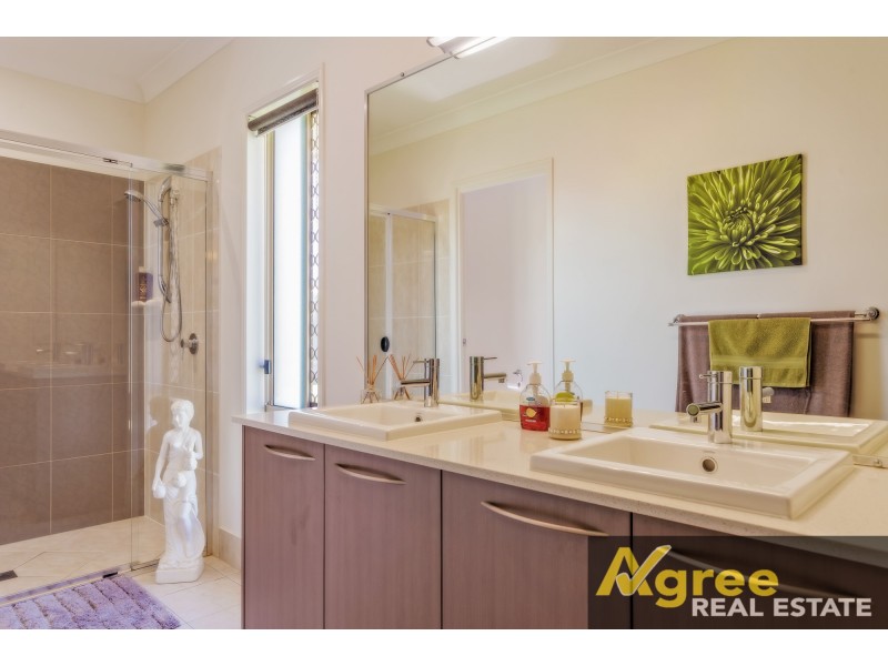 29 Gecko Place, Ningi QLD 4511