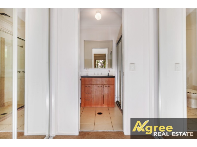 311 Bestmann Road, Sandstone Point QLD 4511
