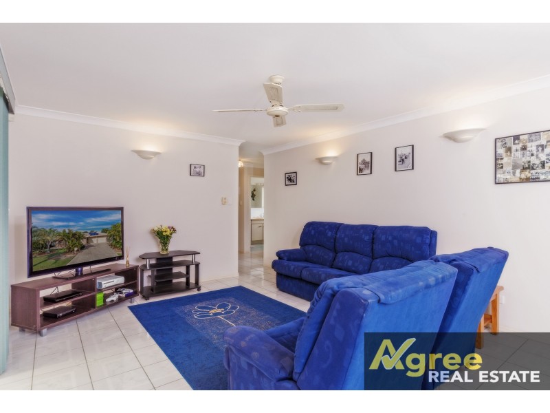 3 Trent Court, Sandstone Point QLD 4511