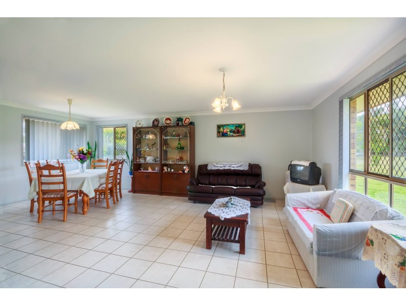 16-22 Fauna- Way, Ningi QLD 4511