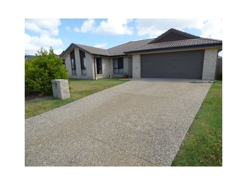 54 Sandheath Place, Ningi QLD 4511