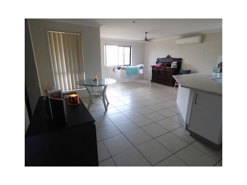 54 Sandheath Place, Ningi QLD 4511