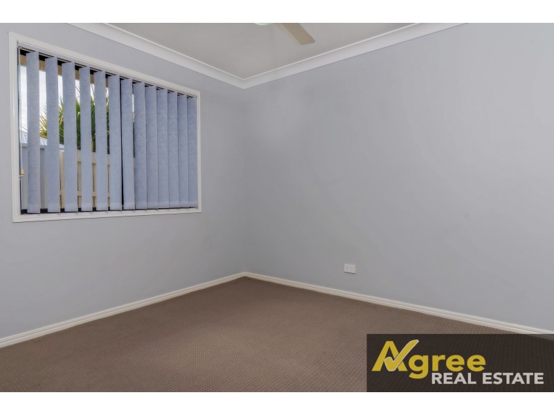 285 Bestmann Road, Sandstone Point QLD 4511