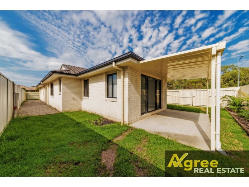 285 Bestmann Road, Sandstone Point QLD 4511