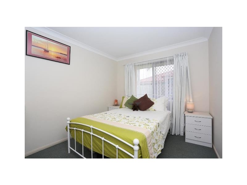 9 Tallow Court, Sandstone Point QLD 4511