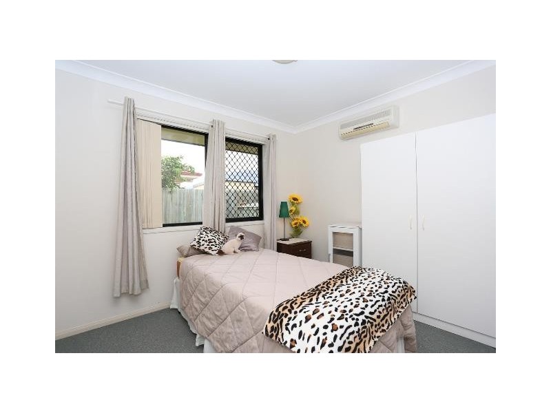 9 Tallow Court, Sandstone Point QLD 4511