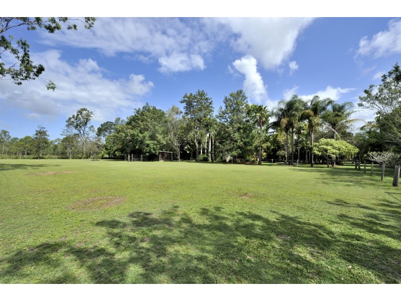 2 Wade Road, Bellmere QLD 4510