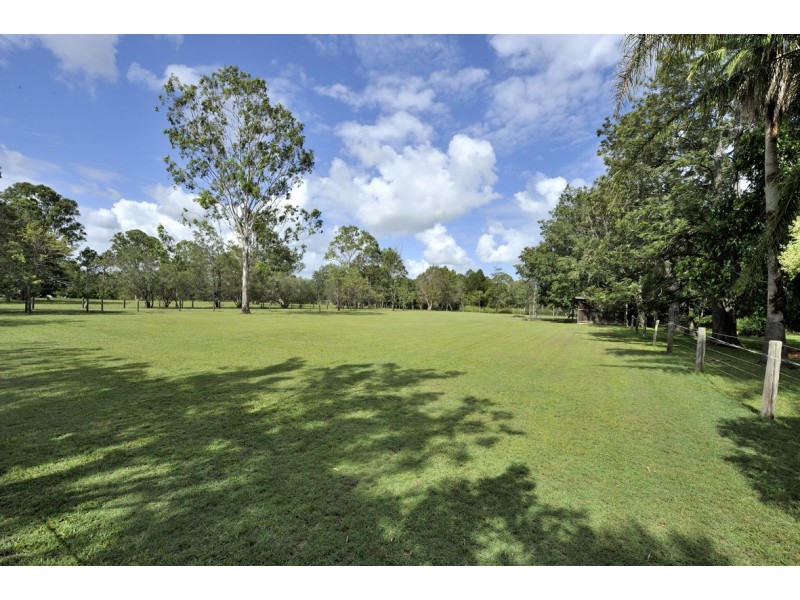 2 Wade Road, Bellmere QLD 4510