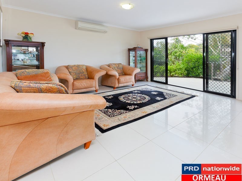 8 Yvonne Crescent, Mount Warren Park QLD 4207