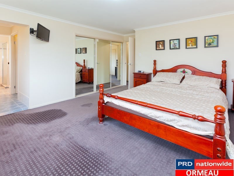 8 Yvonne Crescent, Mount Warren Park QLD 4207