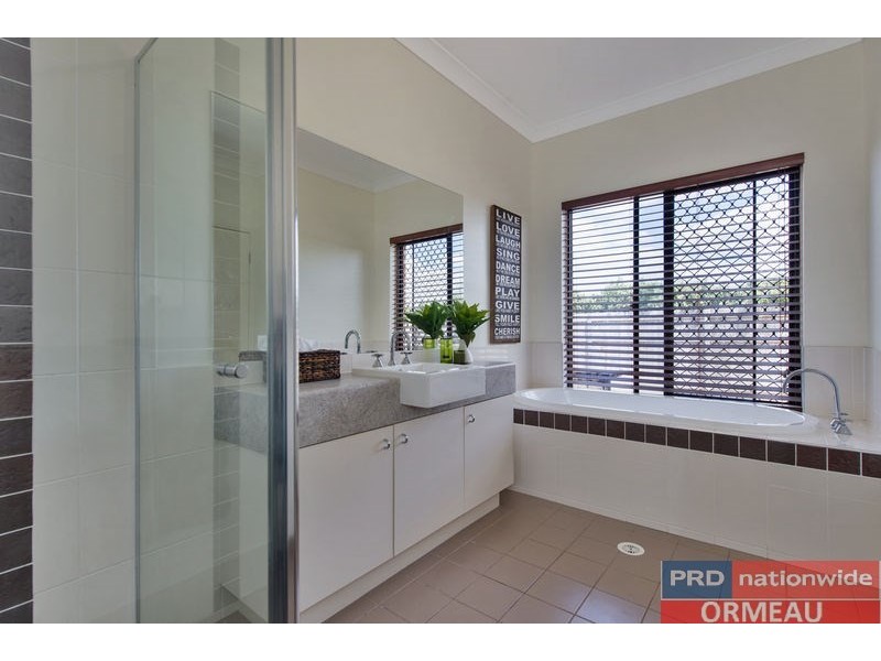 3 Robyn Court, Logan Village QLD 4207