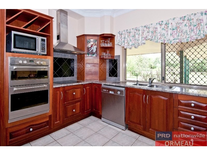 27 Stubbin Street, Belivah QLD 4207