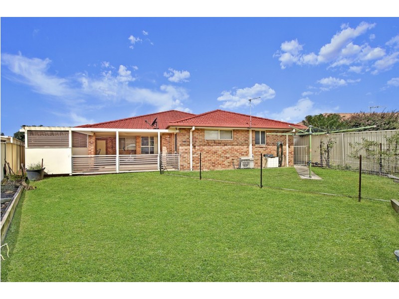 4 Solander Place, Lake Cathie NSW 2445