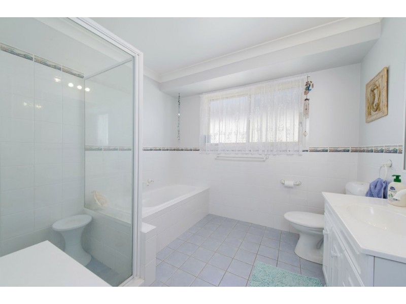 11 Seawind Chase, Bonny Hills NSW 2445