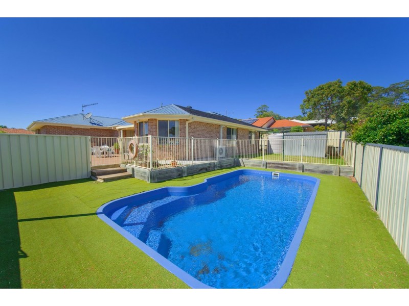 11 Seawind Chase, Bonny Hills NSW 2445