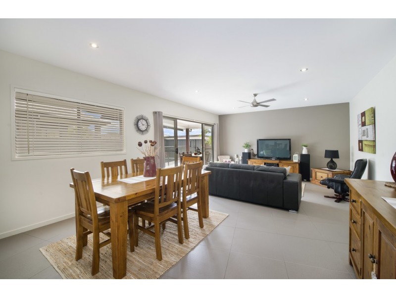 25 Rainbow Beach Drive, Bonny Hills NSW 2445