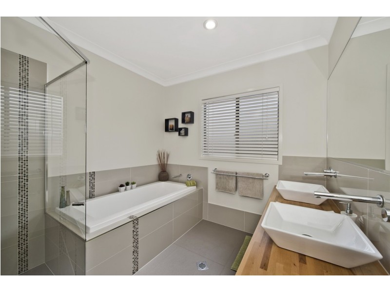 25 Rainbow Beach Drive, Bonny Hills NSW 2445