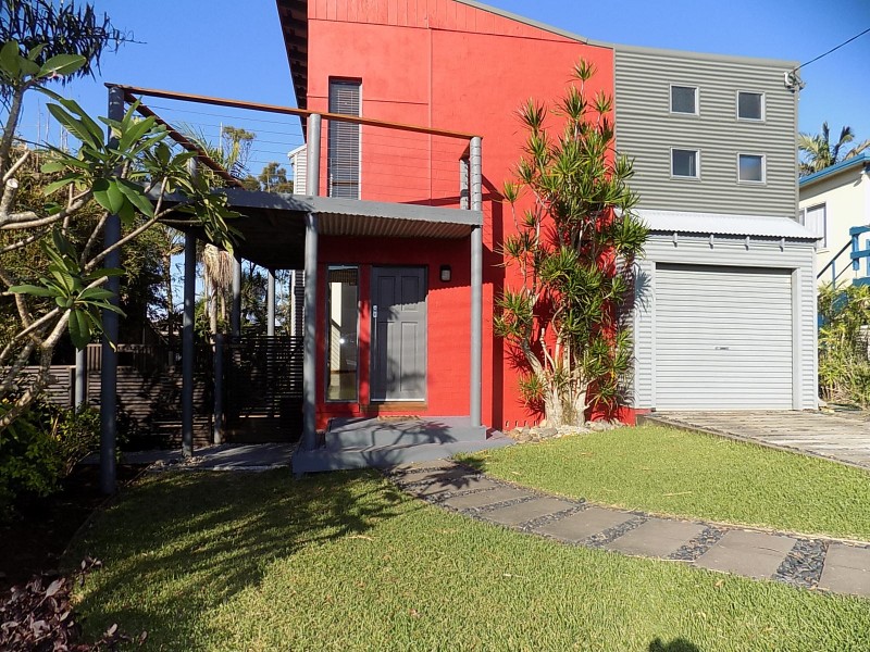 16 Fourth Avenue, Bonny Hills NSW 2445