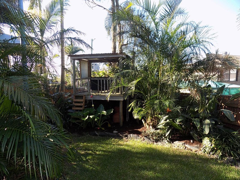 16 Fourth Avenue, Bonny Hills NSW 2445