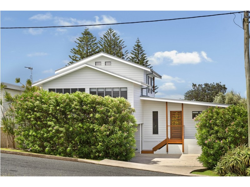 13 Kalang Street, Lake Cathie NSW 2445