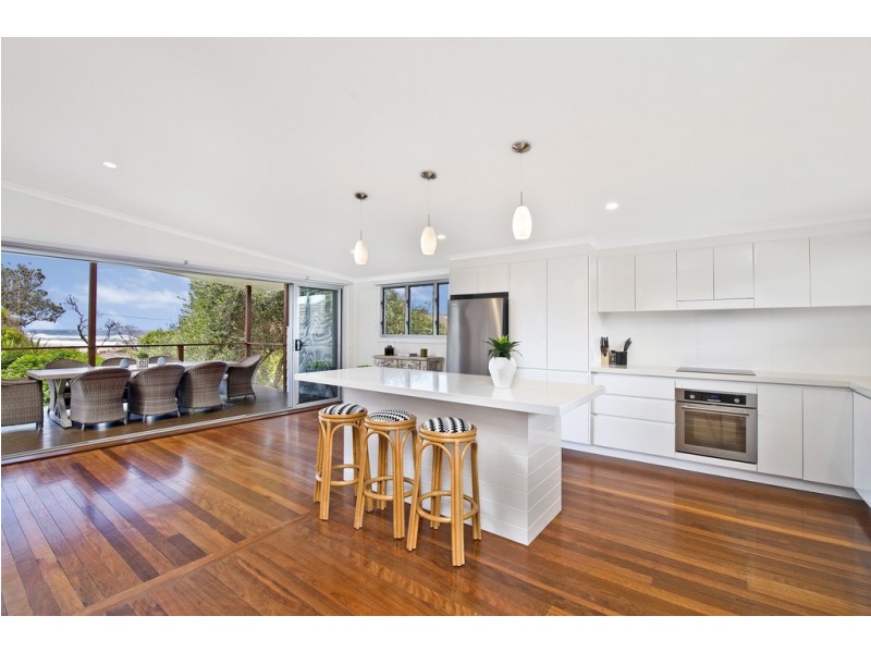 13 Kalang Street, Lake Cathie NSW 2445