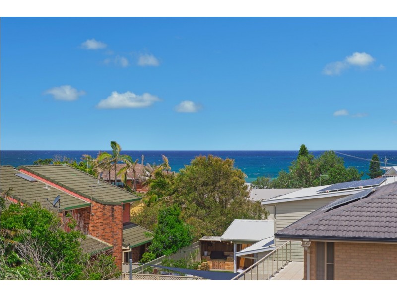 13 Kalang Street, Lake Cathie NSW 2445