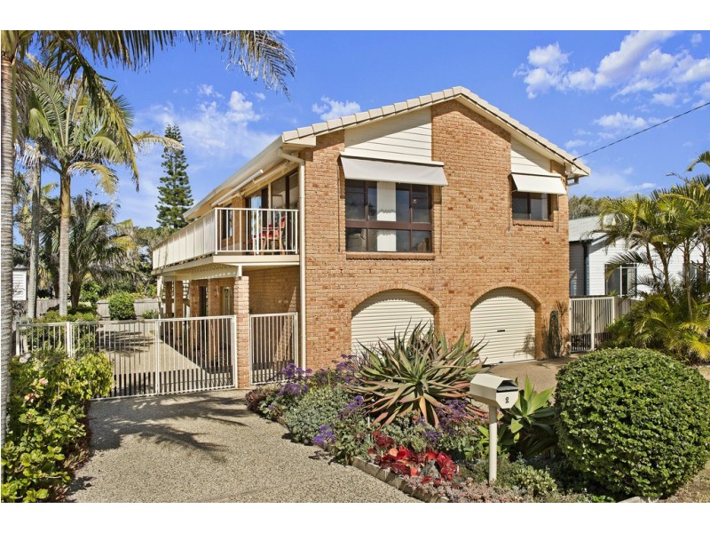 2 Kalang Street, Lake Cathie NSW 2445