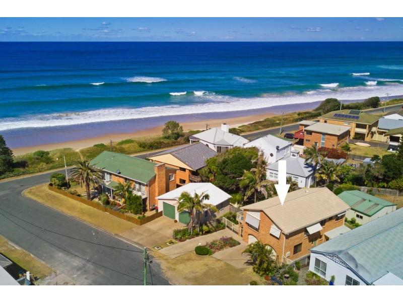 2 Kalang Street, Lake Cathie NSW 2445