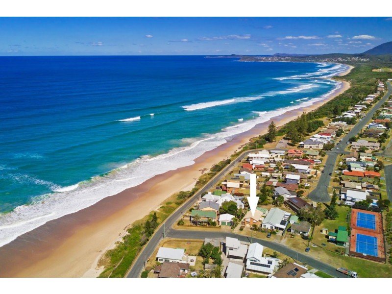 2 Kalang Street, Lake Cathie NSW 2445