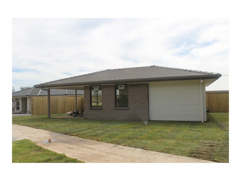12B Meehan Street, Thrumster NSW 2444