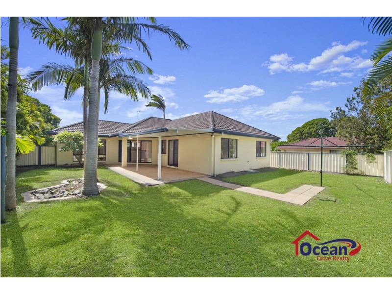 6 Bligh Place, Lake Cathie NSW 2445