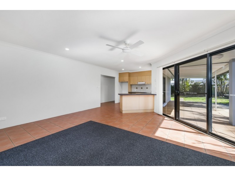 6 Bligh Place, Lake Cathie NSW 2445
