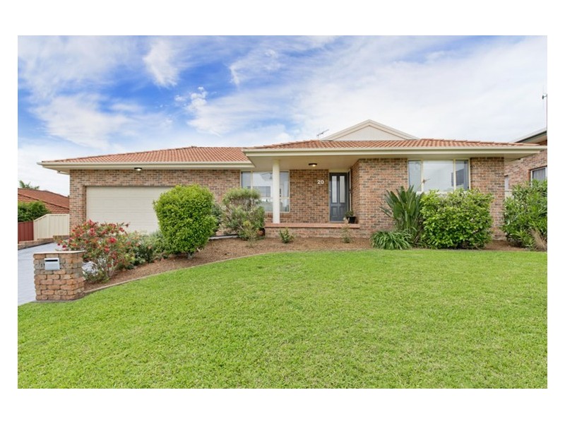 20 Abel Tasman Drive, Lake Cathie NSW 2445