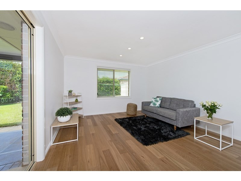 20 Abel Tasman Drive, Lake Cathie NSW 2445