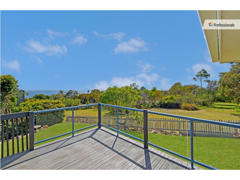 16 Panorama Drive, Bonny Hills NSW 2445