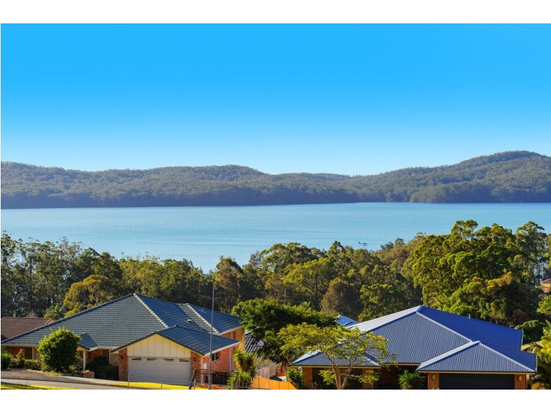 21 Black Swan Terrace, West Haven NSW 2443