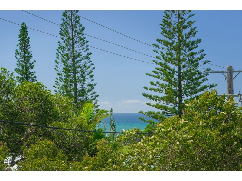 9 Bartlett Street, Bonny Hills NSW 2445