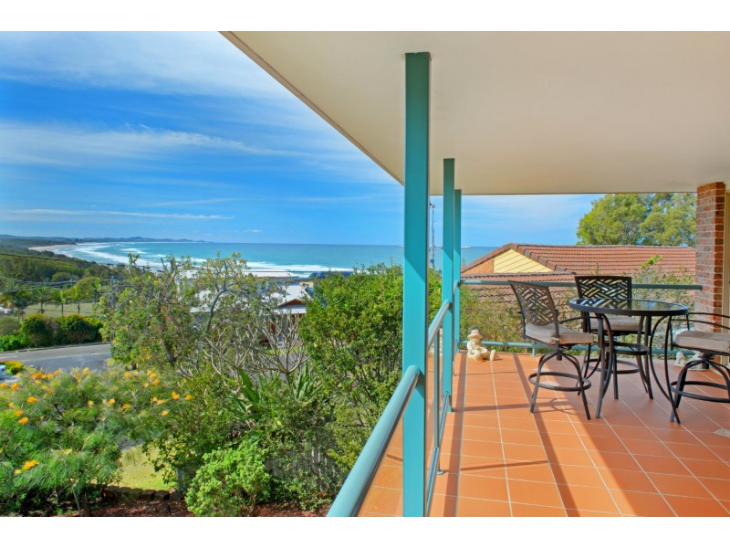 3 Graham Street, Bonny Hills NSW 2445