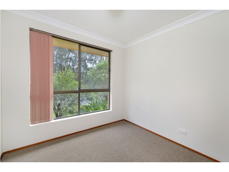 76 Tallong Drive, Lake Cathie NSW 2445