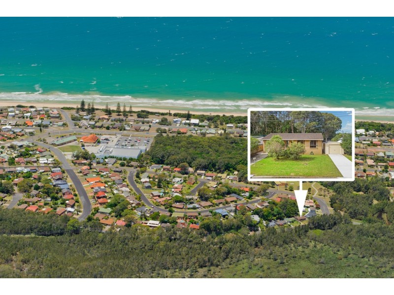 76 Tallong Drive, Lake Cathie NSW 2445