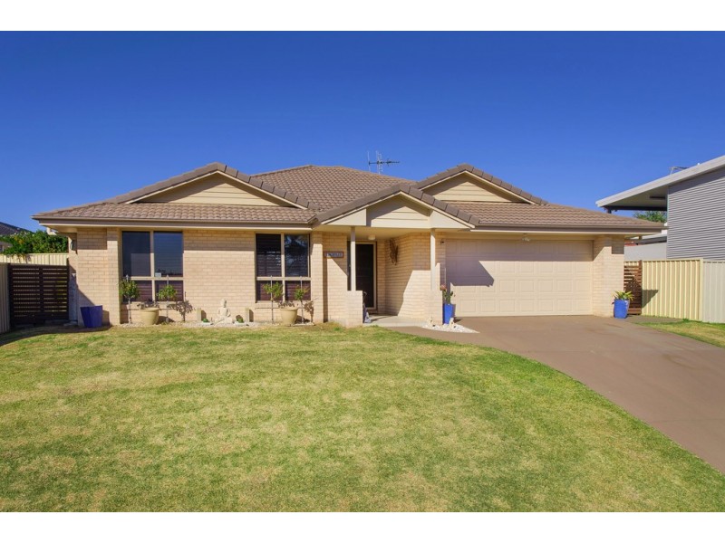 4 Grenadines Way, Bonny Hills NSW 2445