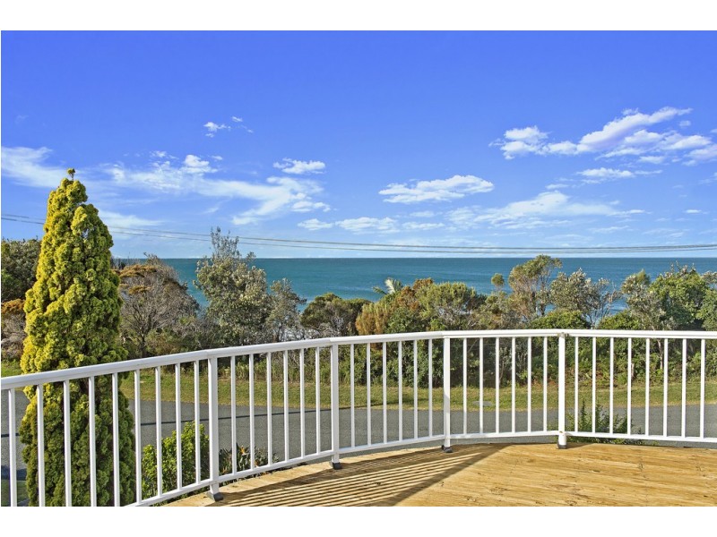 14 Honeysuckle Road, Bonny Hills NSW 2445