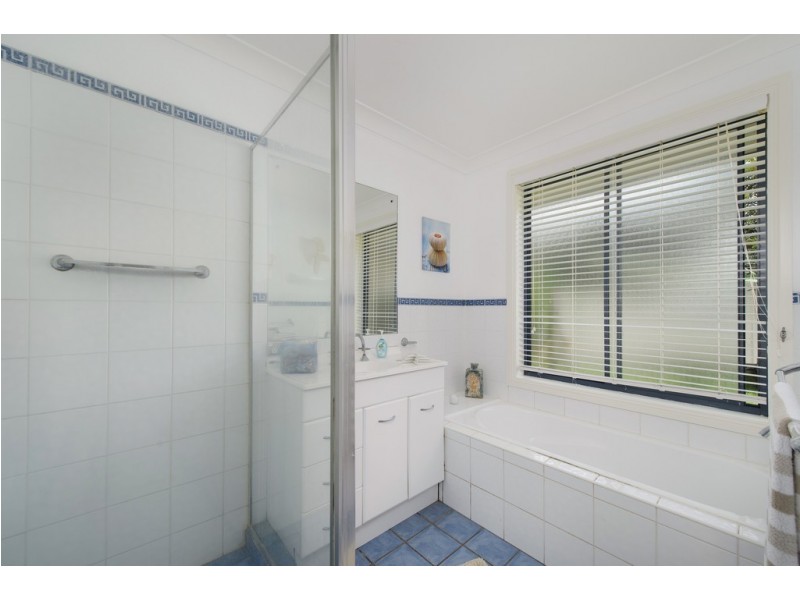 3 Seabreeze Court, Bonny Hills NSW 2445