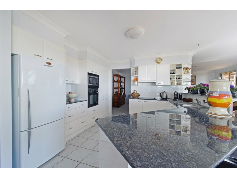 3 Graham Street, Bonny Hills NSW 2445