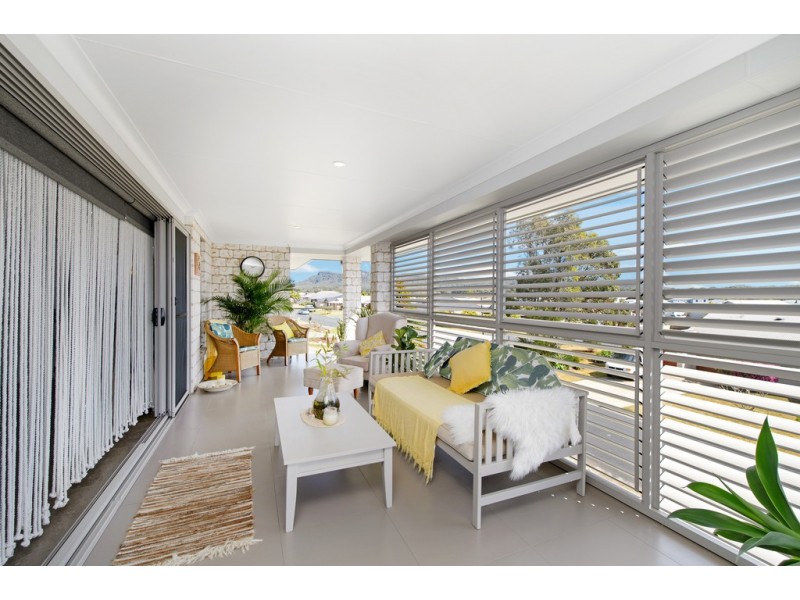 6 Grenadines Way, Bonny Hills NSW 2445