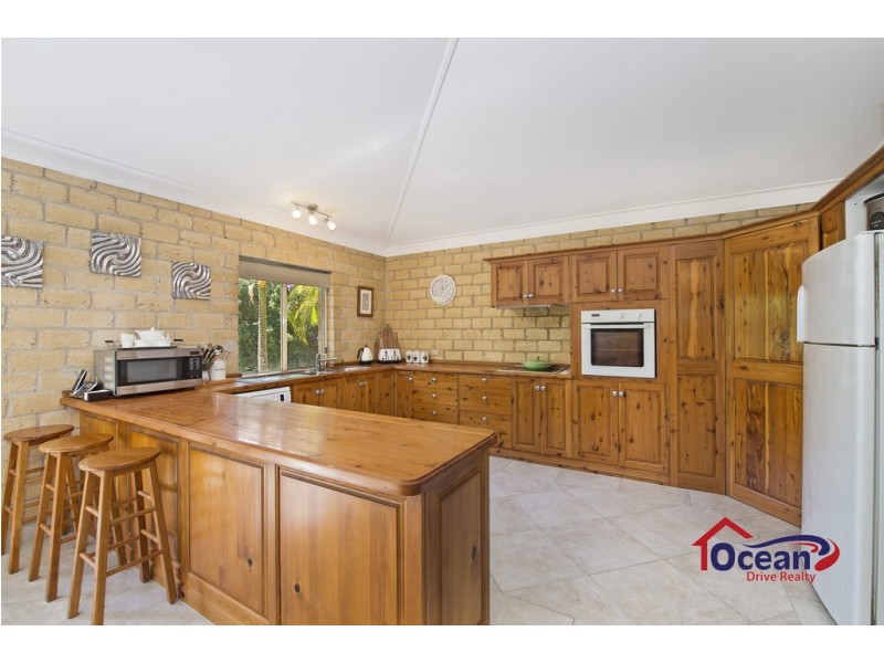 63 Beach Street, Bonny Hills NSW 2445