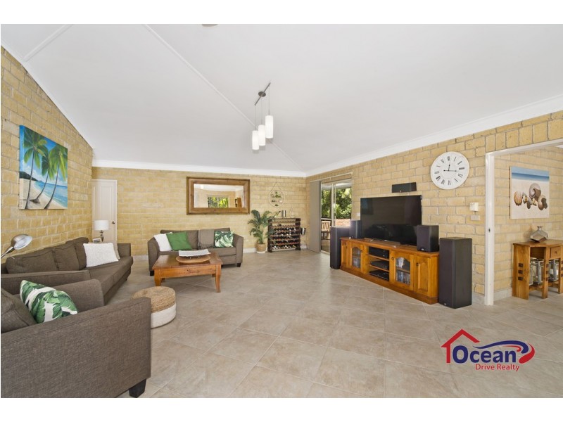63 Beach Street, Bonny Hills NSW 2445